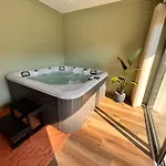 Luxury With Indoor Jacuzzi Apartment St. Paul's Bay