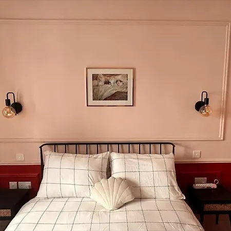 Luxury With Indoor Jacuzzi Appartement *