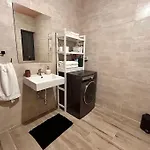 Apartment Luxury With Indoor Jacuzzi