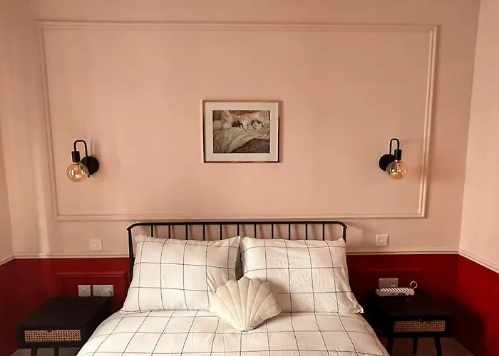 Luxury With Indoor Jacuzzi Apartmán *