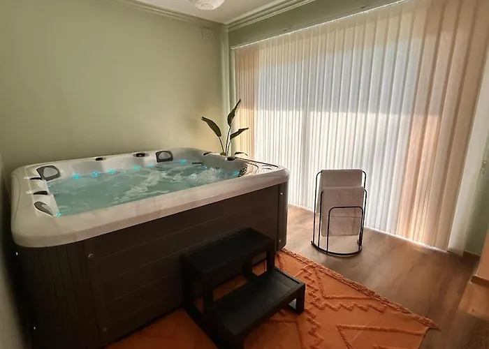 Luxury With Indoor Jacuzzi Daire St. Paul's Bay